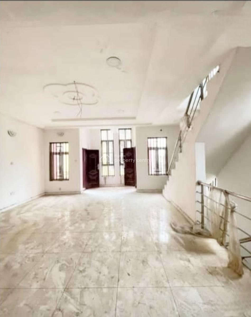4 Bedroom Terrace Duplex with a Bq, Yaba, Lagos, Terraced Duplex for Sale