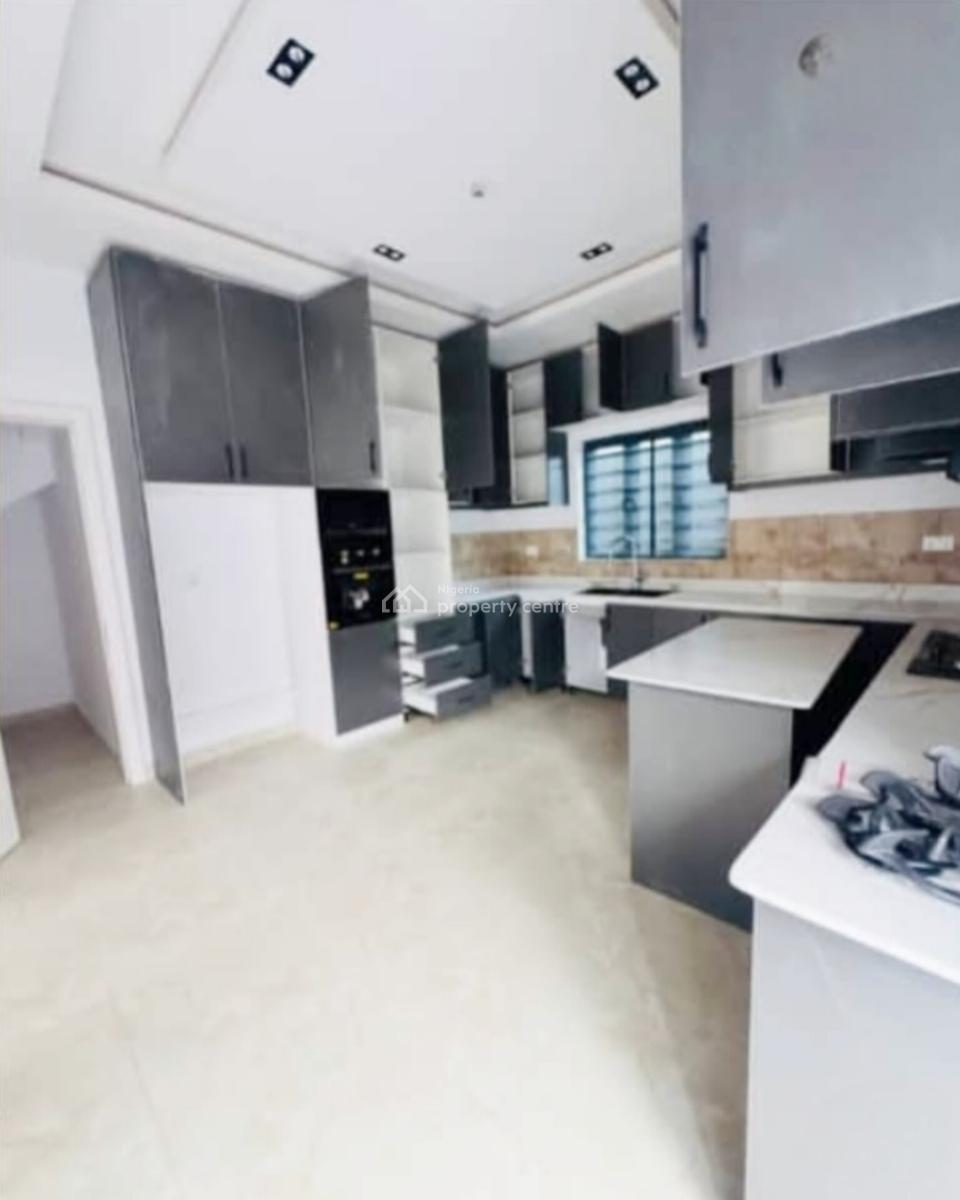 Spaciously Built 4 Bedroom Semi Detached Duplex with a Bq, Adeniyi Jones, Ikeja, Lagos, Semi-detached Duplex for Sale