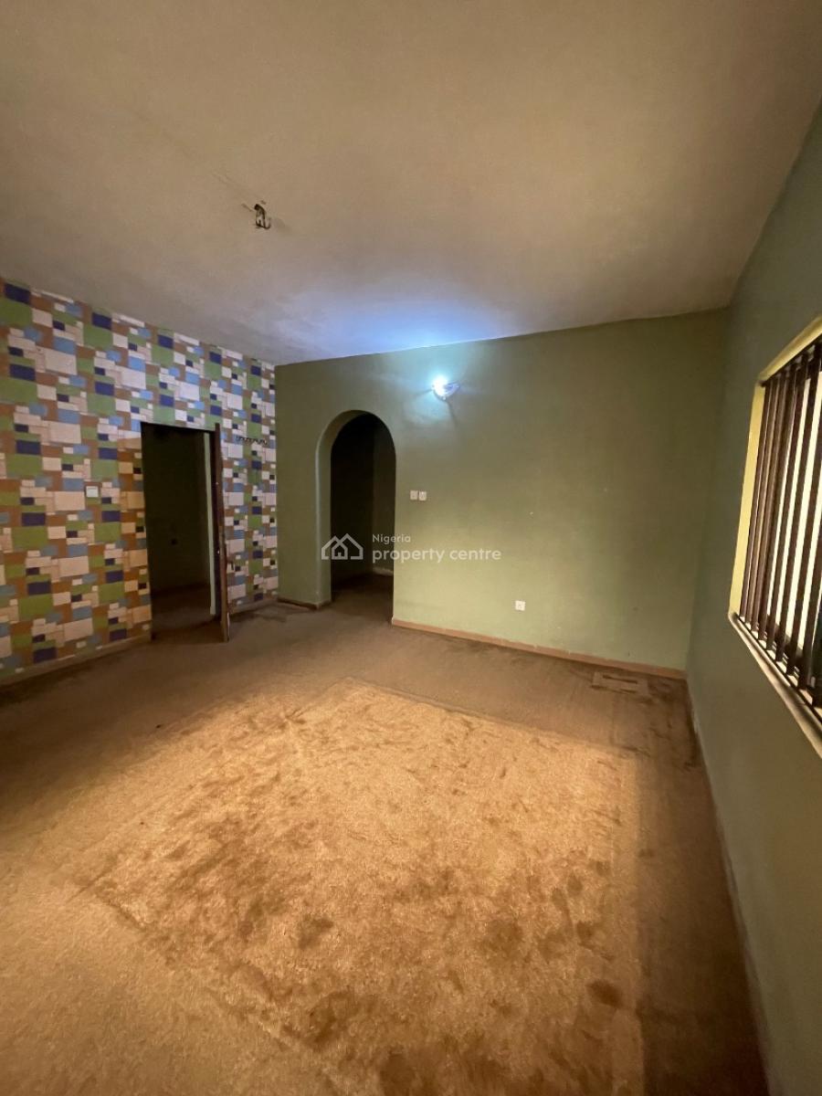 Luxury 1 Bedroom, By UtakØ Police Station, Utako, Abuja, Mini Flat (room and Parlour) for Rent