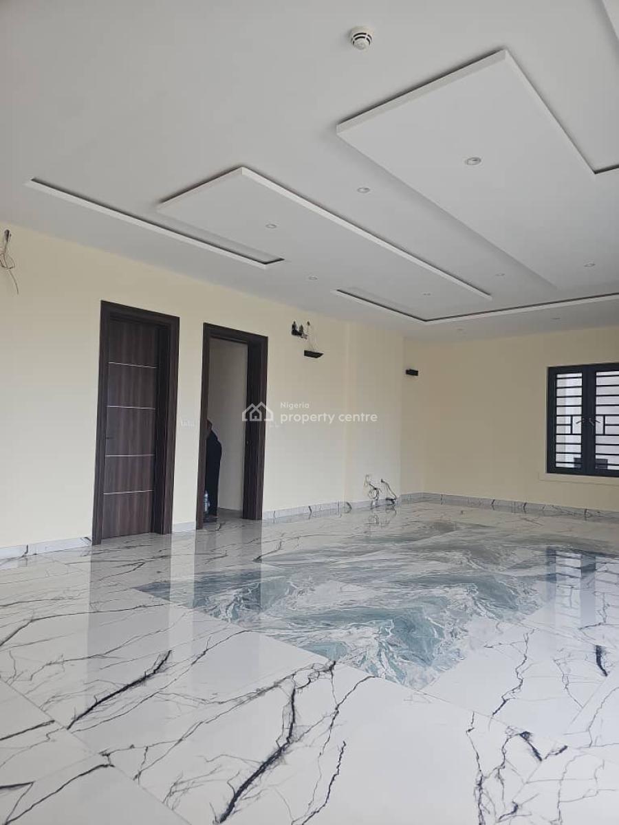 Luxury 2bedroom with Gym Pool Elevator 24hours Light Secured Estate, Ikoyi, Lagos, Flat / Apartment for Rent