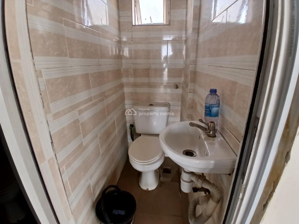 130sqm & 168sqm Shop / Office Space on The Ground Floor & Fourth Floor, Mabushi, Abuja, Office Space for Rent