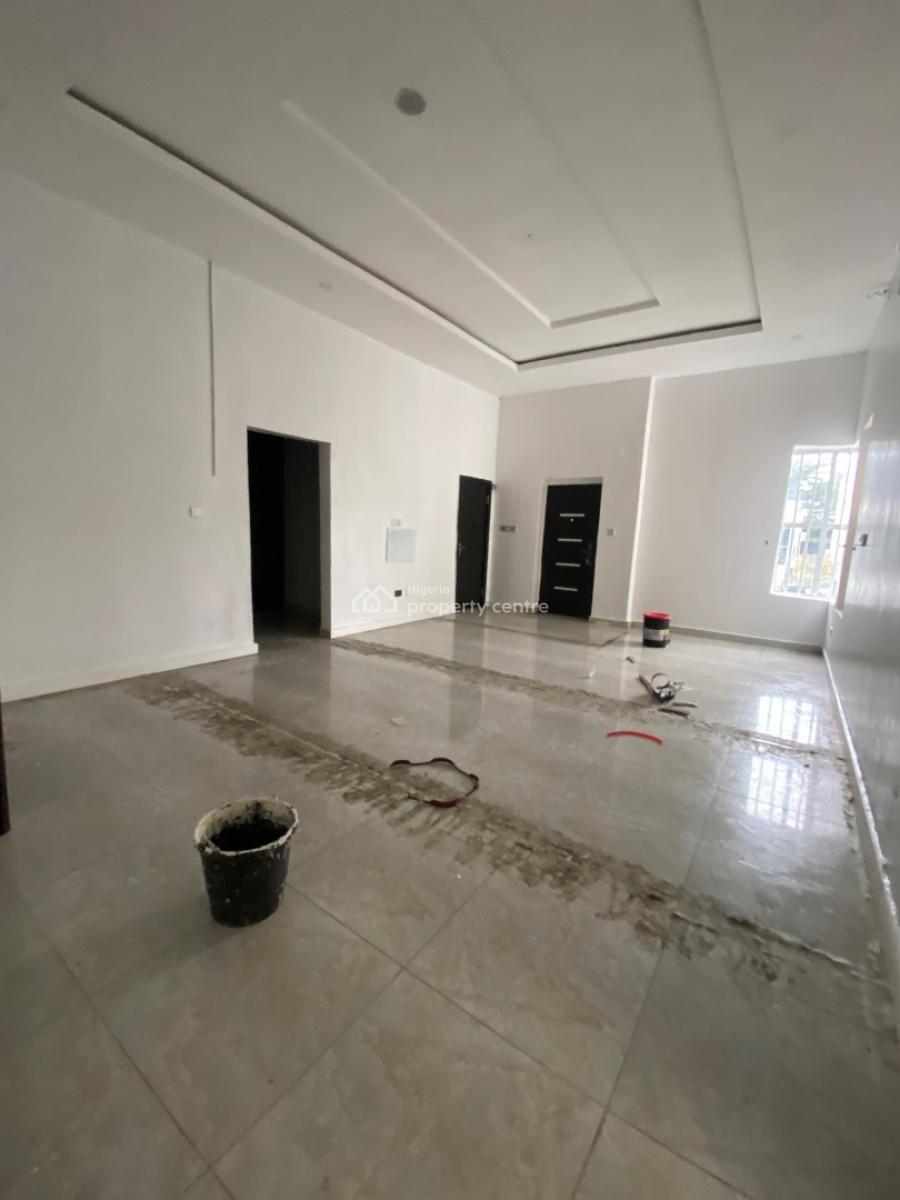 Luxury Clean, Master Bedroom, with Kitchen/prepaid Meter, Chevron , in a Beautiful Serene Estate and Balcony, Lekki, Lagos, Self Contain (single Rooms) for Rent