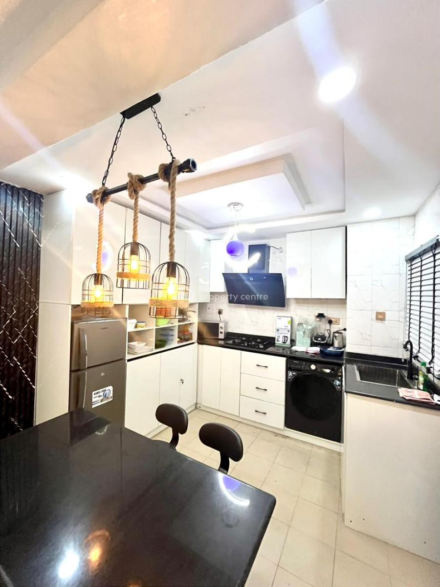 Cozy Airbnb 2bedroom Is Available for Your Booking, Nbubusi Kanu, Gbagada, Lagos, Flat / Apartment Short Let