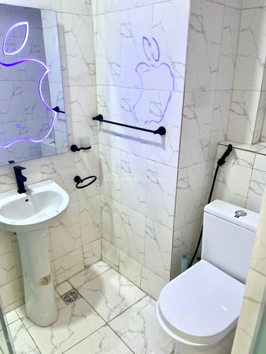 Cozy Airbnb 2bedroom Is Available for Your Booking, Nbubusi Kanu, Gbagada, Lagos, Flat / Apartment Short Let