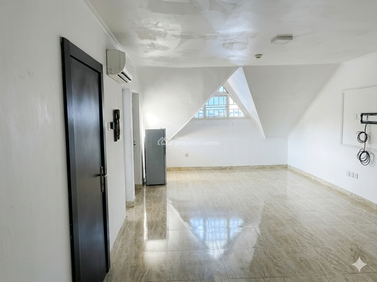 Spacious One Bedroom Penthouse, Crimson House, Lekki Phase 1, Lekki, Lagos, Mini Flat (room and Parlour) for Rent