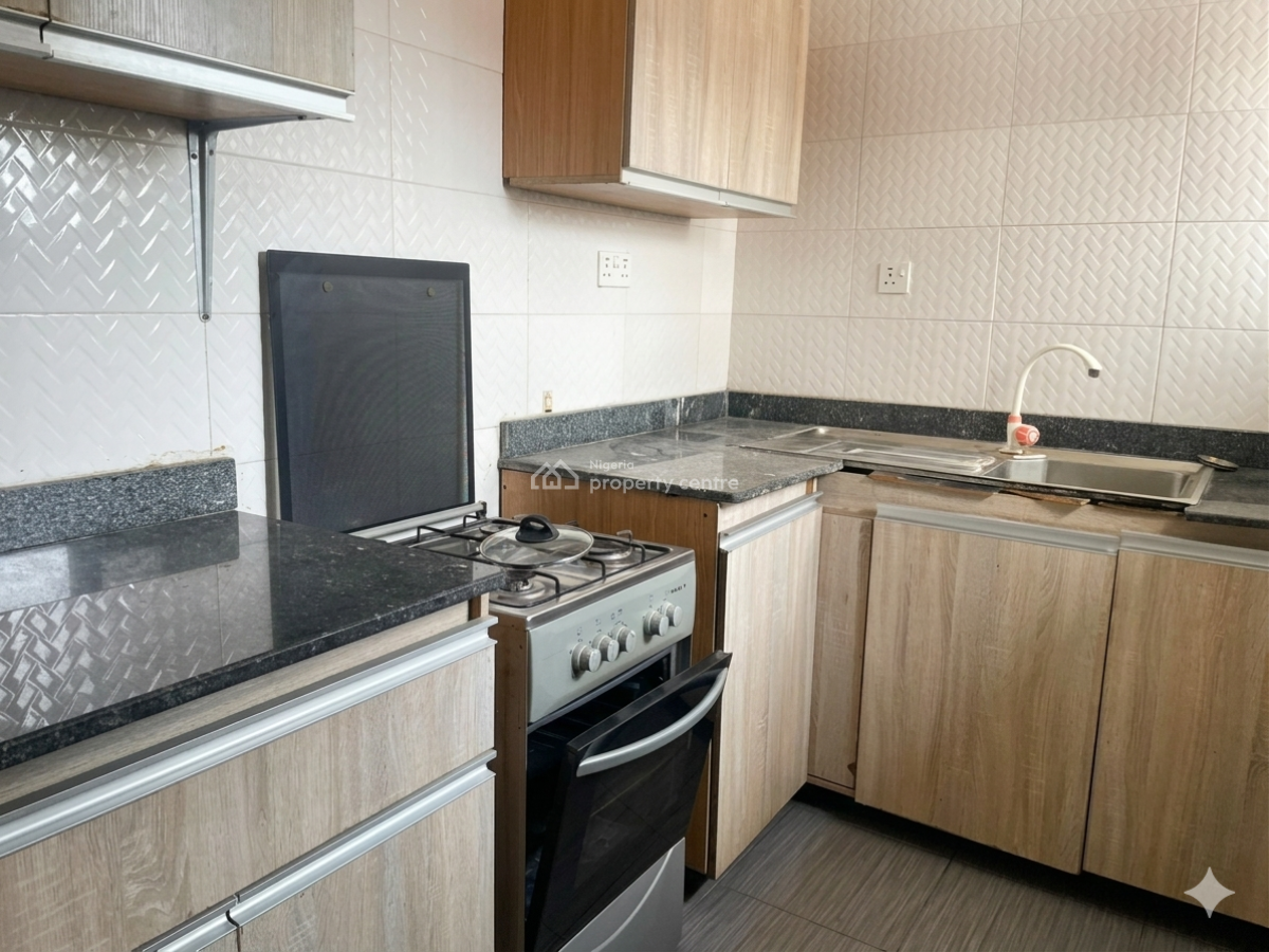 Spacious One Bedroom Penthouse, Crimson House, Lekki Phase 1, Lekki, Lagos, Mini Flat (room and Parlour) for Rent