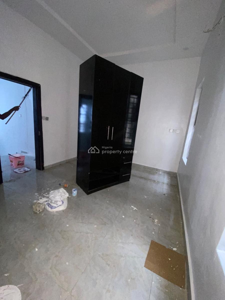 Luxury Standard One Room Shared Apartment, Chevron ., Lekki, Lagos, Self Contain (single Rooms) for Rent