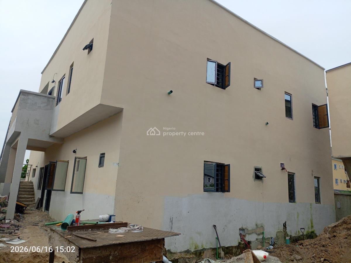 2 Bedroom Luxurious Newly Built Flat, Ogoyo Off Mobil Road, Ilaje, Ajah, Lagos, Flat / Apartment for Rent