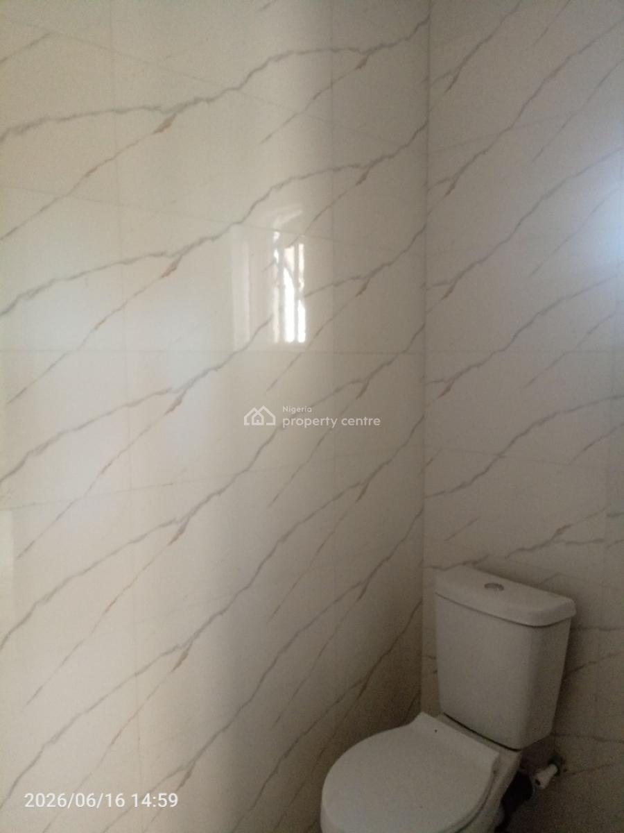 2 Bedroom Luxurious Newly Built Flat, Ogoyo Off Mobil Road, Ilaje, Ajah, Lagos, Flat / Apartment for Rent