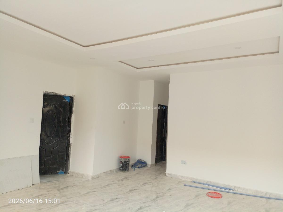 2 Bedroom Luxurious Newly Built Flat, Ogoyo Off Mobil Road, Ilaje, Ajah, Lagos, Flat / Apartment for Rent