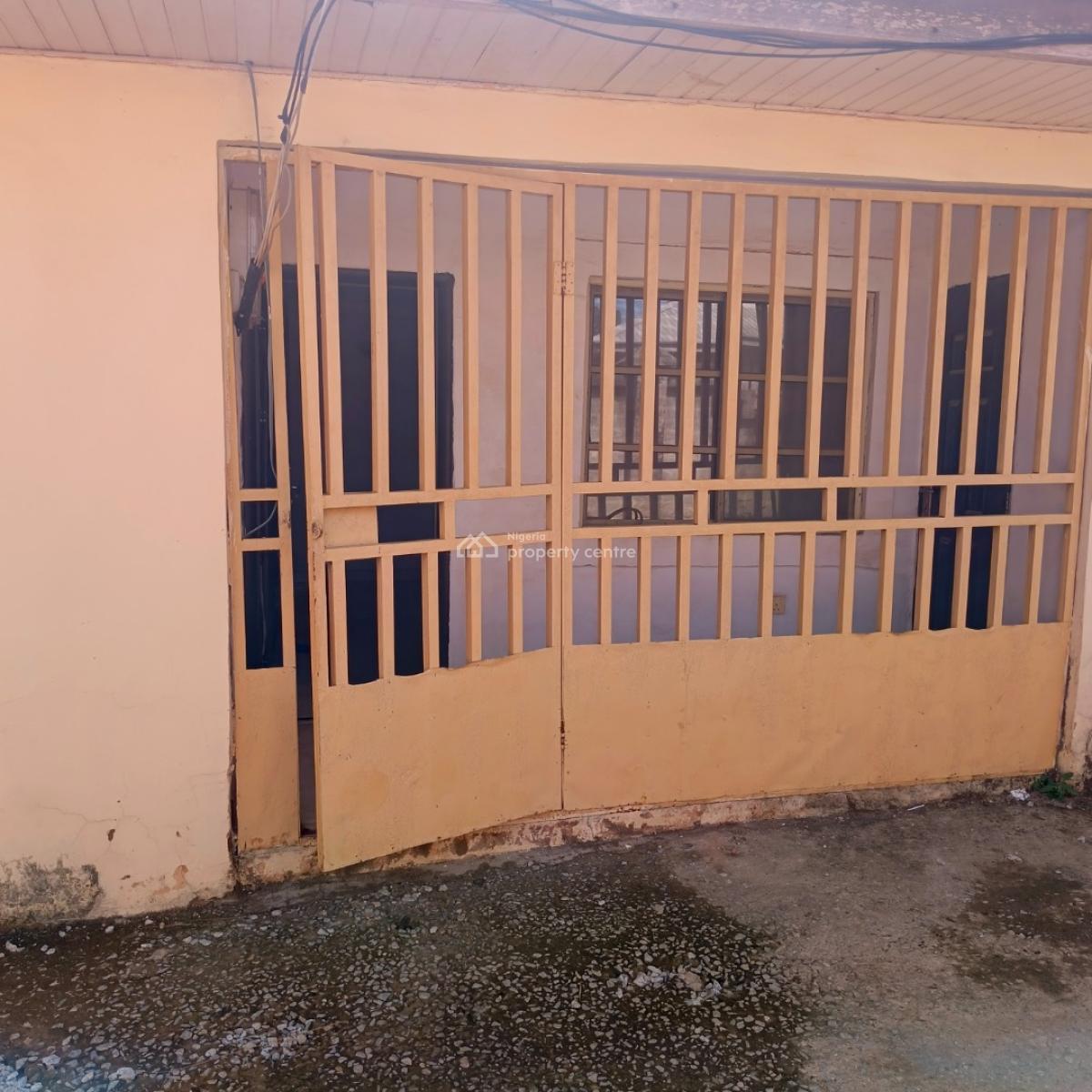 2 Bedrooms Bungalow, Fha (f.h.a), Lugbe District, Abuja, Semi-detached Bungalow for Rent
