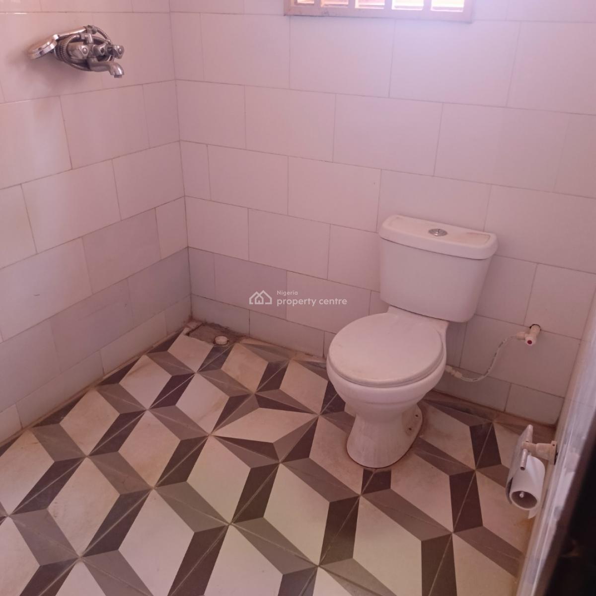2 Bedrooms Bungalow, Fha (f.h.a), Lugbe District, Abuja, Semi-detached Bungalow for Rent