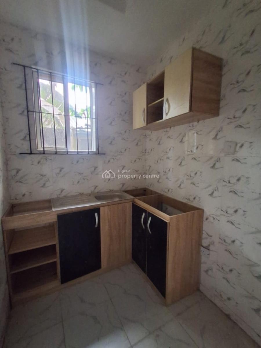 Very Clean 2 Bedroom Apartment Available, Badore, Ajah, Lagos, Flat / Apartment for Rent