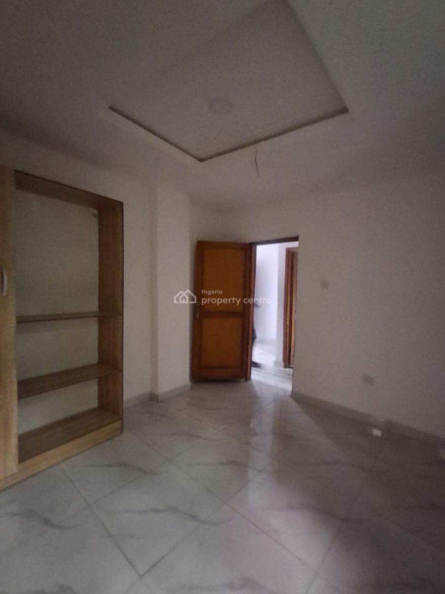 Very Clean 2 Bedroom Apartment Available, Badore, Ajah, Lagos, Flat / Apartment for Rent