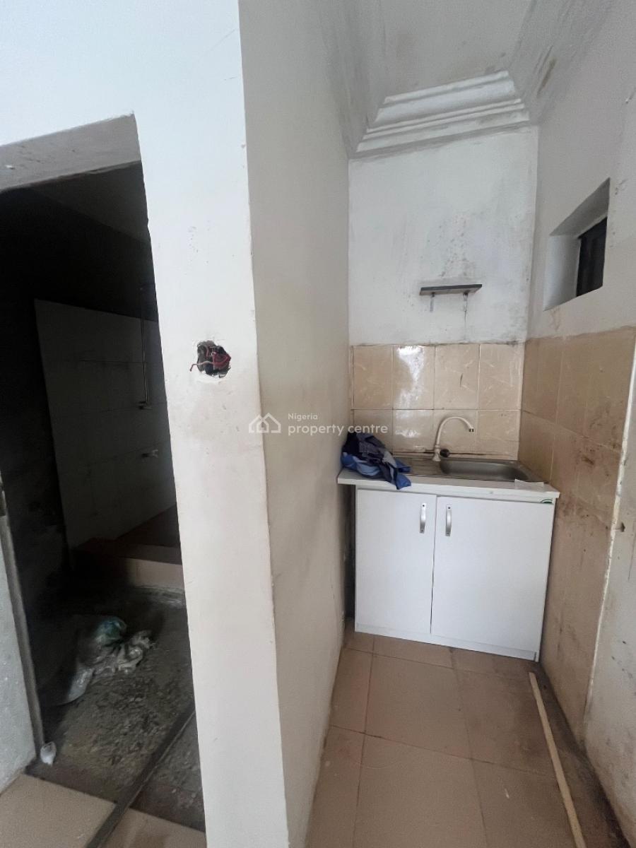 Standard Studio Apartment in Lekki Phase 1, Off Fola Osibo, Lekki Phase 1, Lekki, Lagos, Self Contain (single Rooms) for Rent