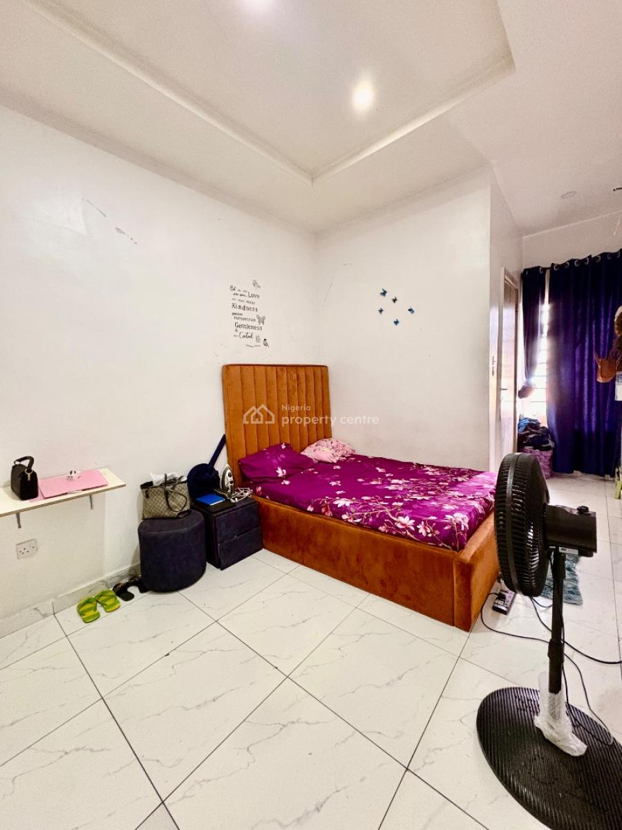 Fully Furnished and Fully Serviced  Queens Room with Pool and Gym, Before Orchid Enyo Filling Station By Lekki 2nd Toll Gate, Lekki, Lagos, Flat / Apartment for Rent