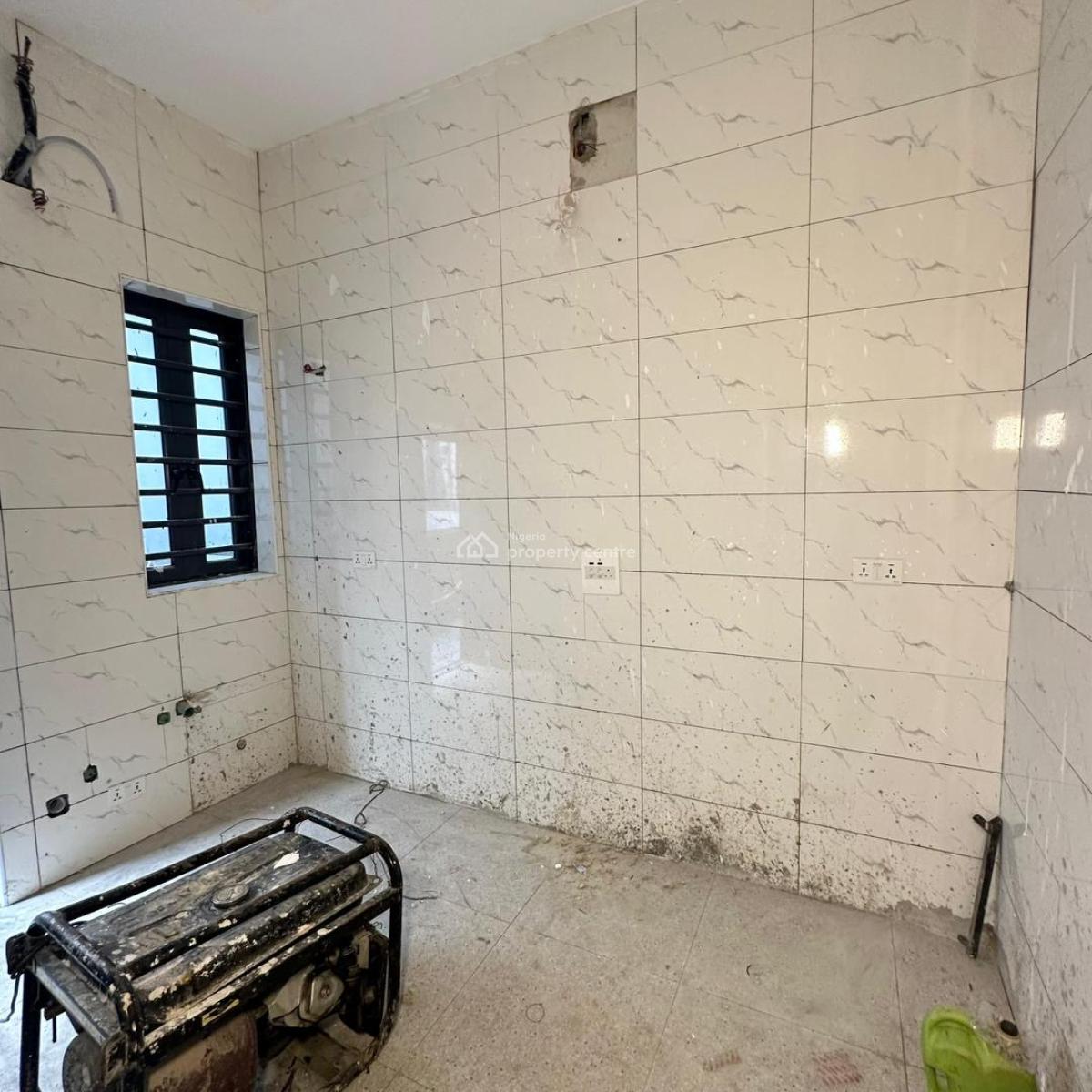 Specious 2 Bedroom Terrace Duplex with Bq, Lagos Business School Axis, Ajah, Lagos, Terraced Duplex for Sale