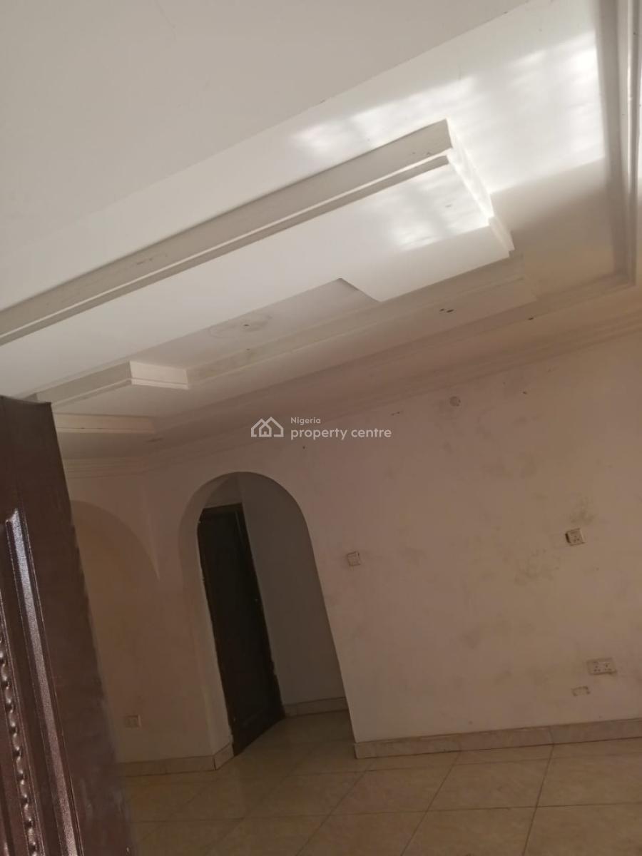 Lovely Pop 3 Bedroom Flat Upstairs, Short Drive From Arepo, Near Ck10 Hotel, Makogi, Magboro, Ogun, Flat / Apartment for Rent