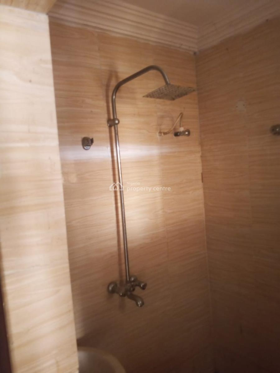 Lovely Pop 3 Bedroom Flat Upstairs, Short Drive From Arepo, Near Ck10 Hotel, Makogi, Magboro, Ogun, Flat / Apartment for Rent