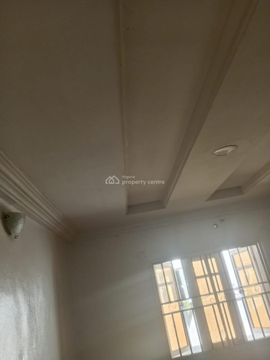 Lovely Pop 3 Bedroom Flat Upstairs, Short Drive From Arepo, Near Ck10 Hotel, Makogi, Magboro, Ogun, Flat / Apartment for Rent