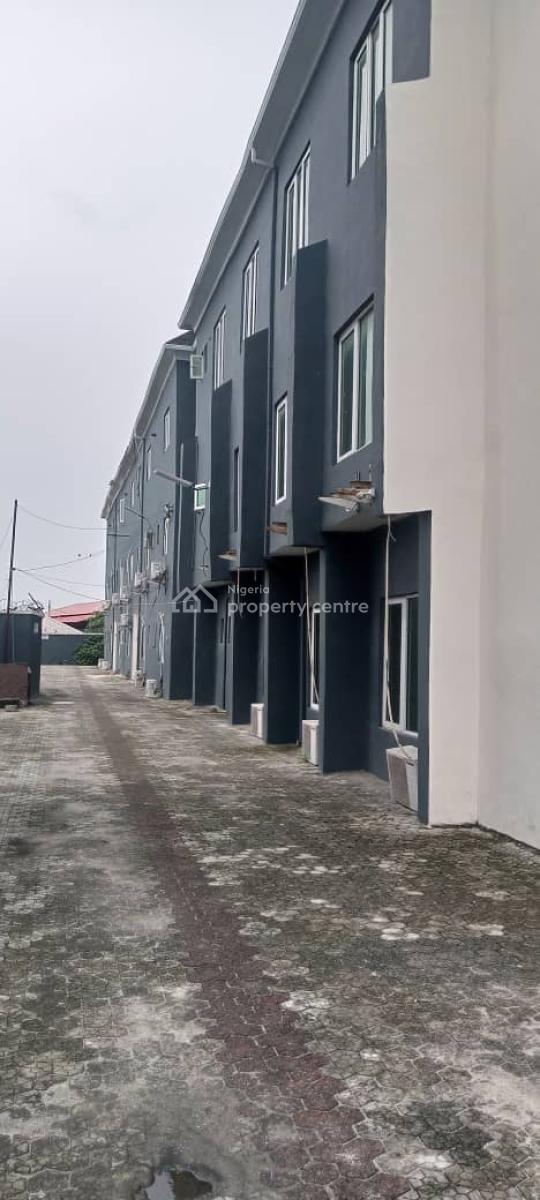 306sqm of Office Space on 2nd Floor, Office Space Facing The Express, Abijo, Lekki, Lagos, Office Space for Rent