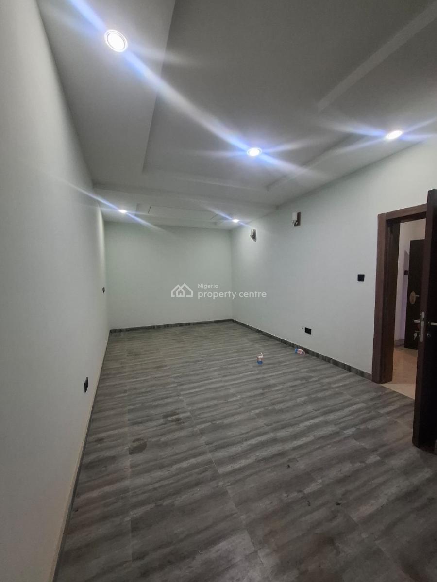 Brand New 5 Bedroom (has 3 Parlors), By Aduvie, Jahi, Abuja, Terraced Duplex for Rent