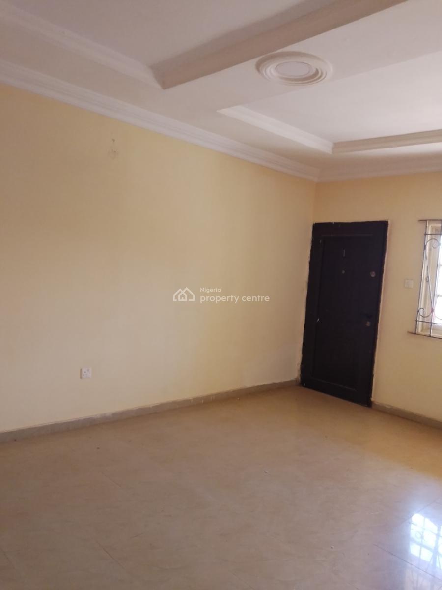 1 Bedroom Apartment, Phase 5., Nyanya, Abuja, Mini Flat (room and Parlour) for Rent