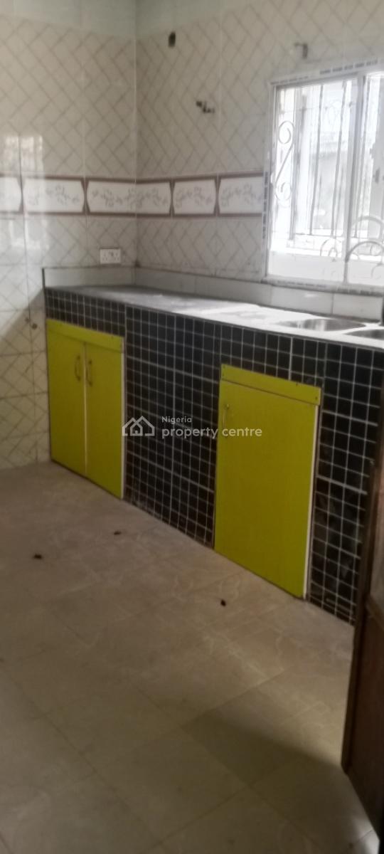 a Standard 3 Bedroom Flat in an Estate, Shell Cooperative By Eneka Link Road, Eneka, Port Harcourt, Rivers, Flat / Apartment for Rent