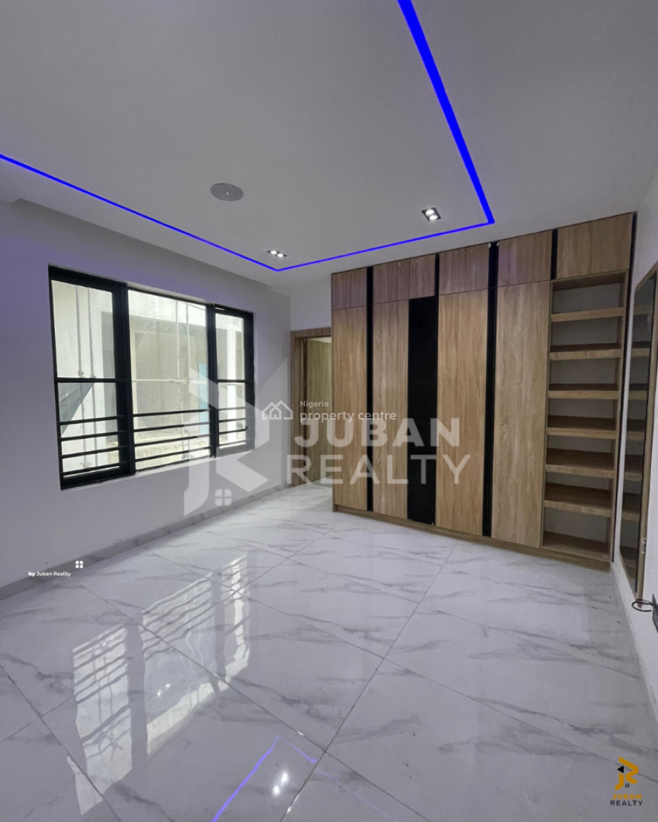2bedroom Serviced Apartment, Freedom Way, Lekki Phase 1, Lekki, Lagos, Flat / Apartment for Sale