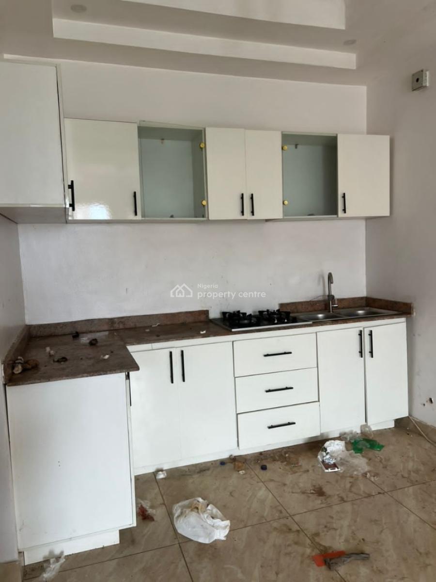Spacious 2 Bedroom Apartment, Chisco, Ikate, Lekki, Lagos, Flat / Apartment for Rent