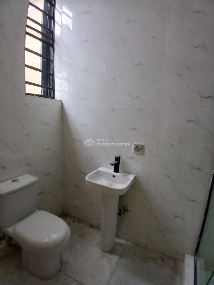 Newly Built Luxury 3 Bedroom Duplex, Close to Abraham Adesanya, Ajah, Lagos, Terraced Duplex for Sale