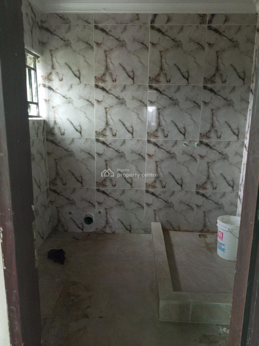 Spacious 3bedroom with Bq Dinning Second Floor, Lekki Phase 1, Lekki, Lagos, Flat / Apartment for Rent