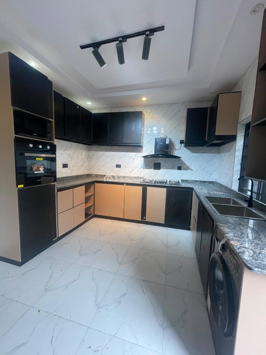 Value-packed 4 Bedroom Semi Detached Duplex with Bq, Situated in a Prime and Well-secured Neighborhood., Ikorodu, Lagos, Semi-detached Duplex for Sale