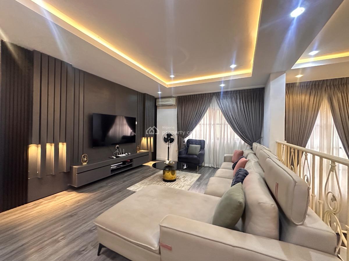 Nicely Furnished 3 Bedroom Apartment, Lekki Phase 1, Lekki, Lagos, Flat / Apartment for Rent