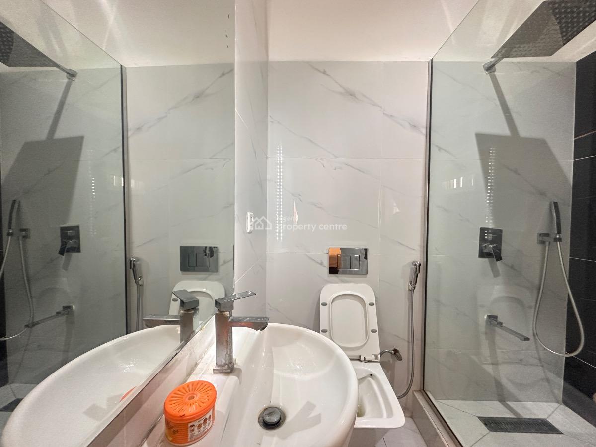 Nicely Furnished 3 Bedroom Apartment, Lekki Phase 1, Lekki, Lagos, Flat / Apartment for Rent