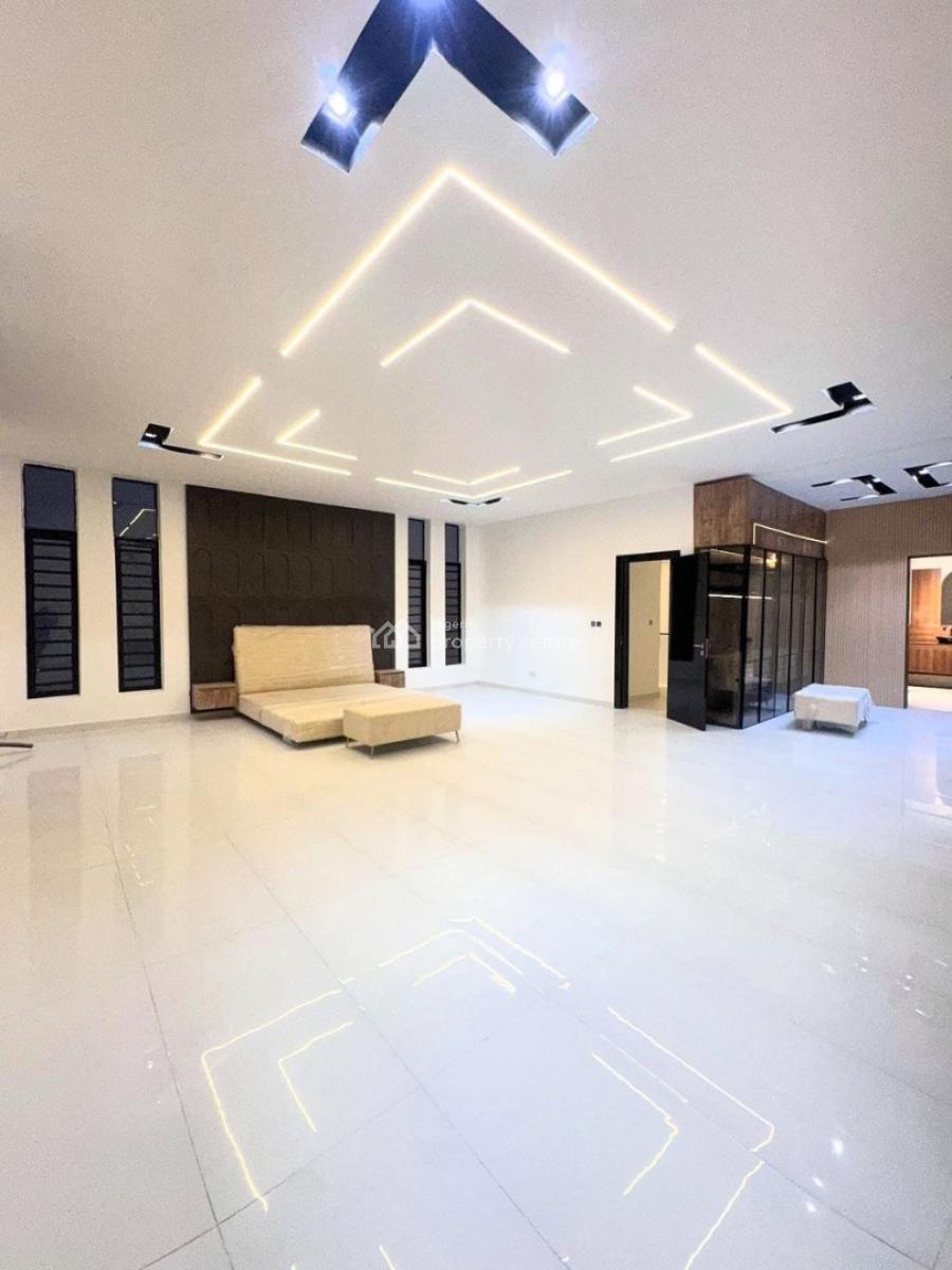 Spacious 5bedroom Detached House with Rooftop Terrace, Chevron, Lekki, Lagos, Detached Duplex for Sale