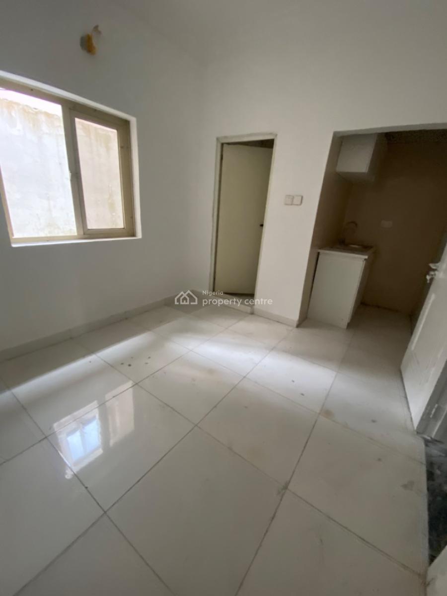 Brand New Luxury 1bedroom Flat, Thera Peace Zone Estate, Aptech Blenco Lane, Sangotedo, Ajah, Lagos, Flat / Apartment for Rent