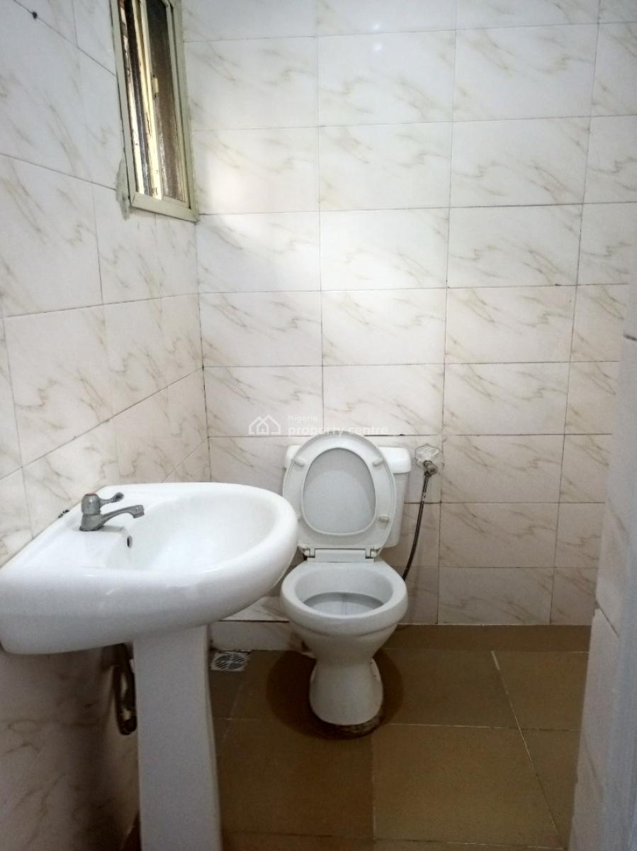 Neat Mini Flat Residential Or Business Allowed, Off Admiralty Way, Lekki Phase 1, Lekki, Lagos, Mini Flat (room and Parlour) for Rent