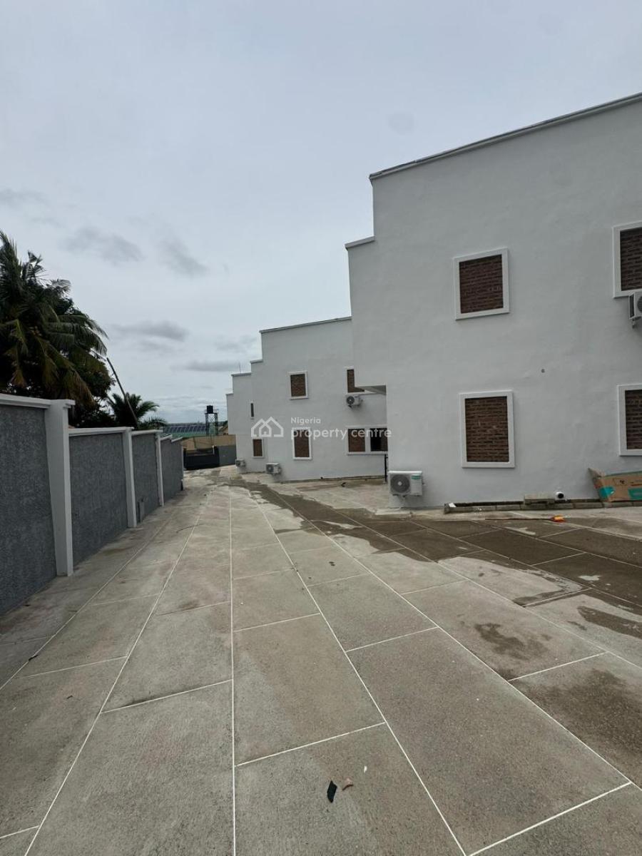 Luxury 4-bedroom Terrace Duplexes with Swimming Pool -- Agodi Gra., Onikoko Close Agodi Gra, Ibadan, Agodi, Ibadan, Oyo, Terraced Duplex for Rent