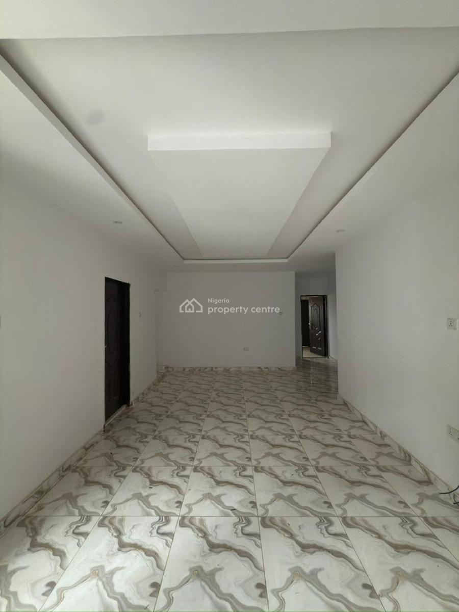 Commercial 3-bedroom Office Spaces -- Akala Express, Ibadan, Kuola Junction, Behind Mrs Filling Station, Akala Express, Ibadan, Oyo, Office Space for Rent