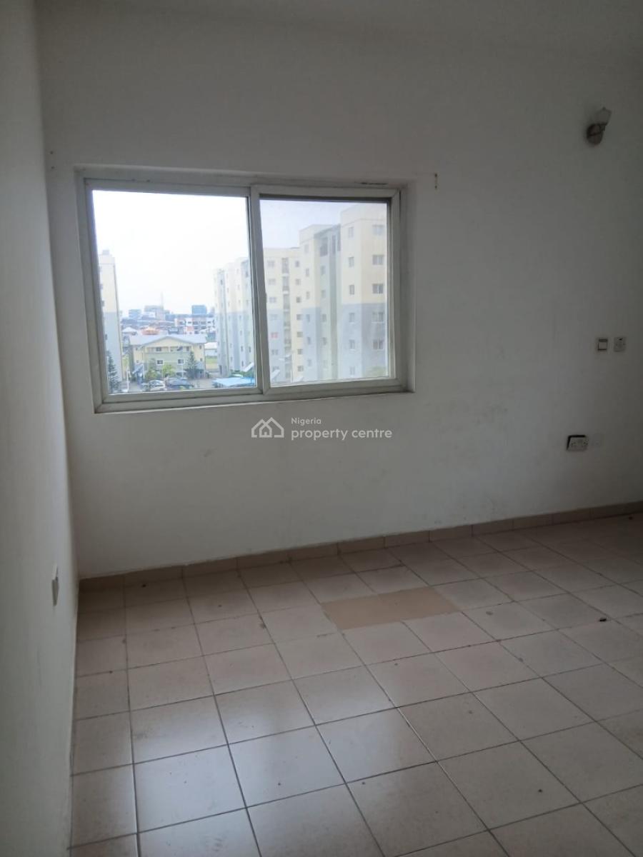 Spacious 3 Bedroom with a Room Bq Swimming Pool, Children Playing Area, Off Freedom Way By Prime Water Gardens Estate, Lekki Phase 1, Lekki, Lagos, Flat / Apartment for Sale