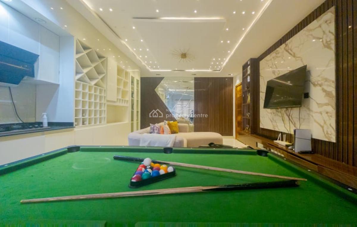 Luxury Highrise 2bed with Snooker,ps5 N Pool, Ikate, Lekki, Lagos, Flat / Apartment Short Let