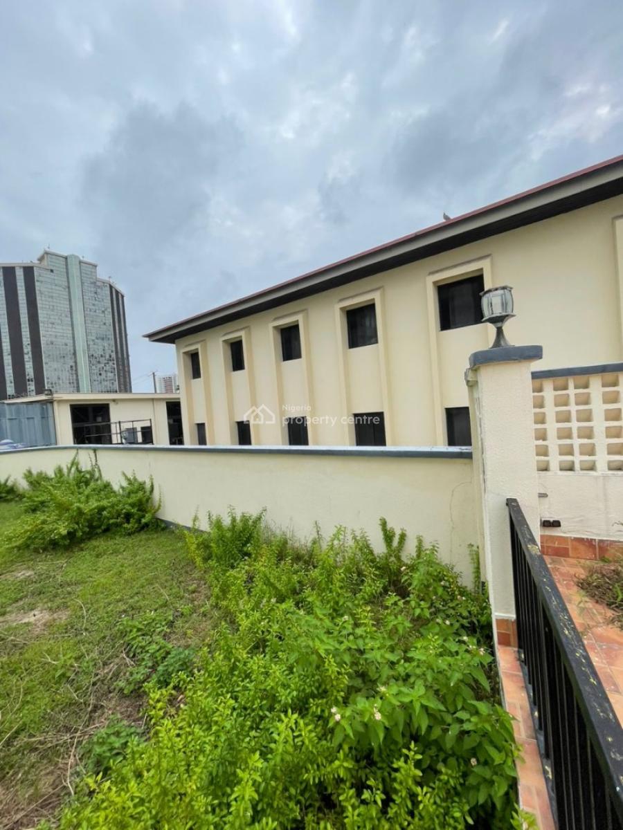 18 Units of 3 Bedroom Apartments + Penthouses with Pool & Gym, Victoria Island (vi), Lagos, House for Rent