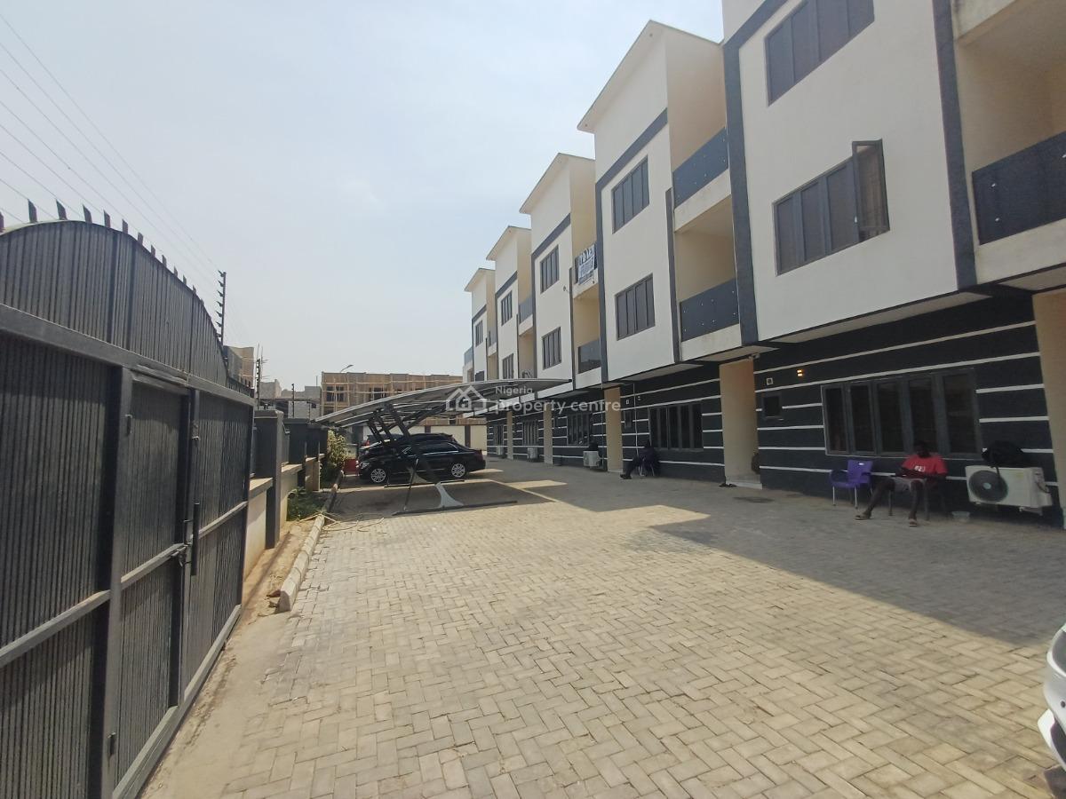Lovely 4 Bedroom 4 Bedroom Terrace Duplex with Bq, Guzape District, Abuja, Terraced Duplex for Rent