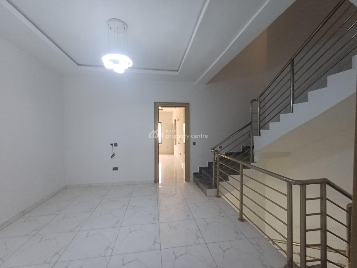 Lovely 4 Bedroom 4 Bedroom Terrace Duplex with Bq, Guzape District, Abuja, Terraced Duplex for Rent