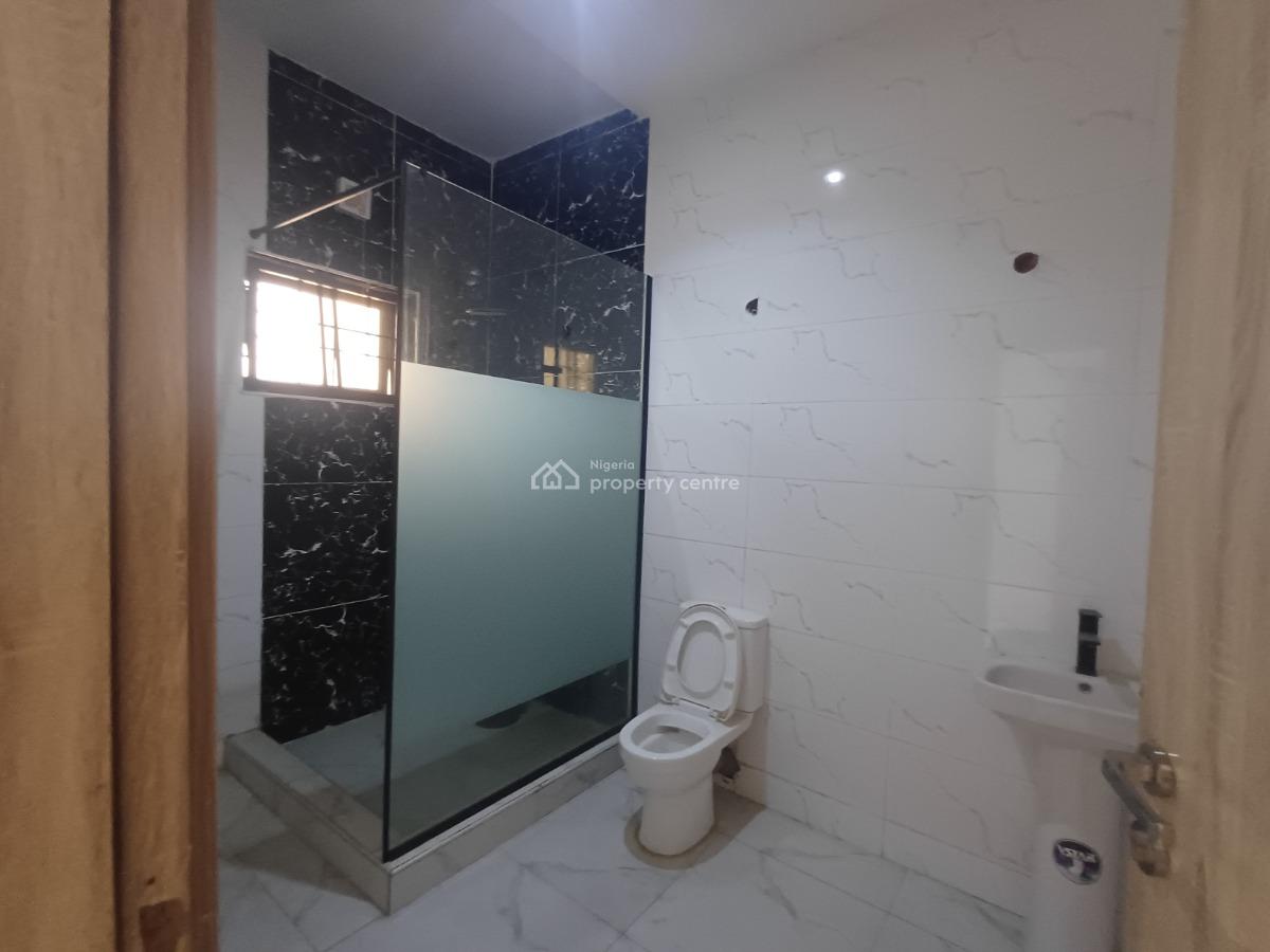 Lovely 4 Bedroom 4 Bedroom Terrace Duplex with Bq, Guzape District, Abuja, Terraced Duplex for Rent