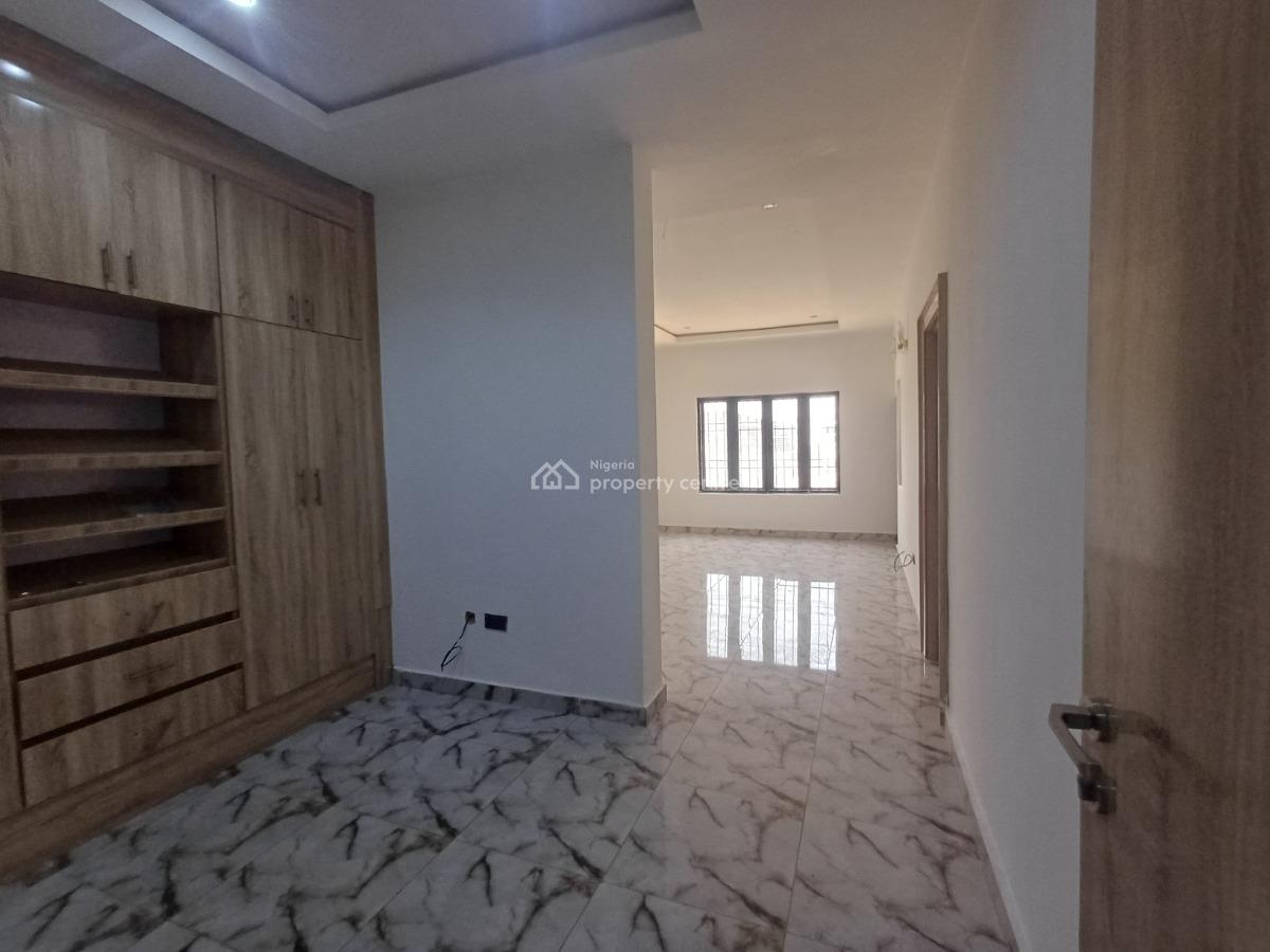 Lovely 4 Bedroom 4 Bedroom Terrace Duplex with Bq, Guzape District, Abuja, Terraced Duplex for Rent