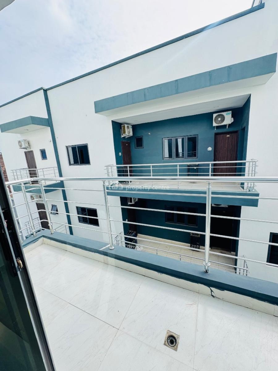 Spacious 2bedroom Apartment Available 5.5m Orchid Road, Orchid Road, Lekki, Lagos, Flat / Apartment for Rent