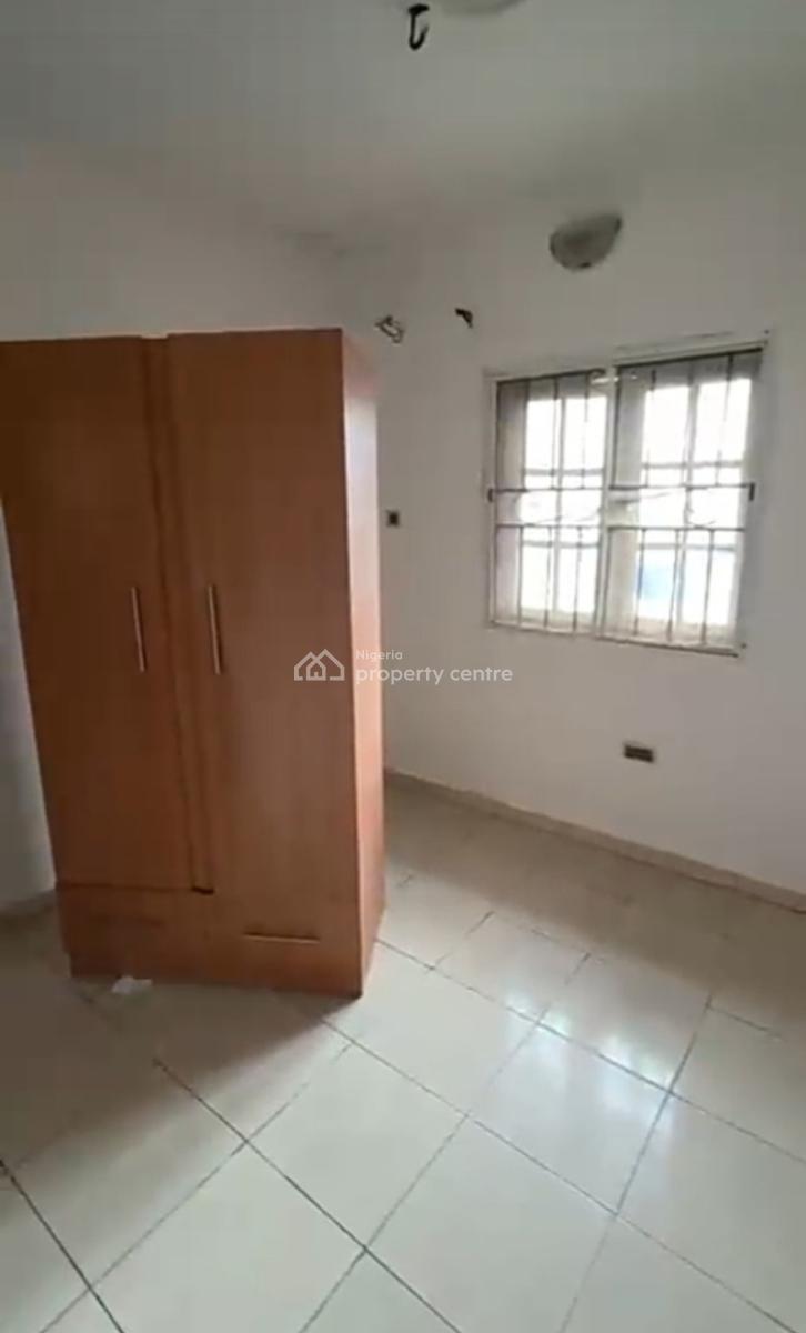 Spacious 2bedroom Terrace Duplex { Video}, Lekki Scheme 2 Abraham Adesanya, Ajah, Lagos, Terraced Duplex for Rent
