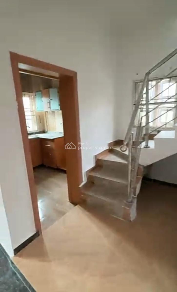 Spacious 2bedroom Terrace Duplex { Video}, Lekki Scheme 2 Abraham Adesanya, Ajah, Lagos, Terraced Duplex for Rent